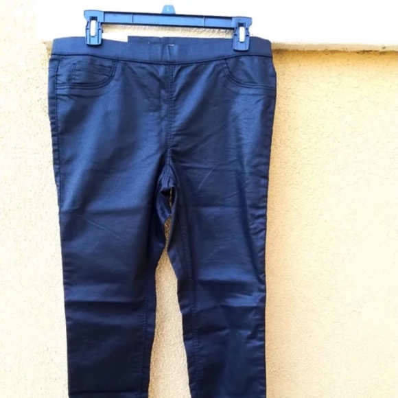 Black H&M Skinny Super Stretch Pants Size 12  NWT - Picture 8 of 10